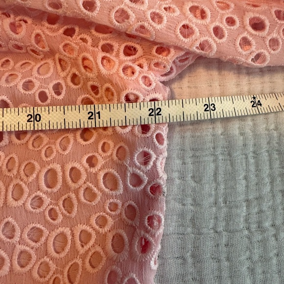 [LILLY PULITZER] Lillette Top in ‘Paradise Tint Eyelet Crinkle Chiffon’ - Picture 10 of 11